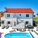 A3 Direkt Am By Interhome * Ljubač